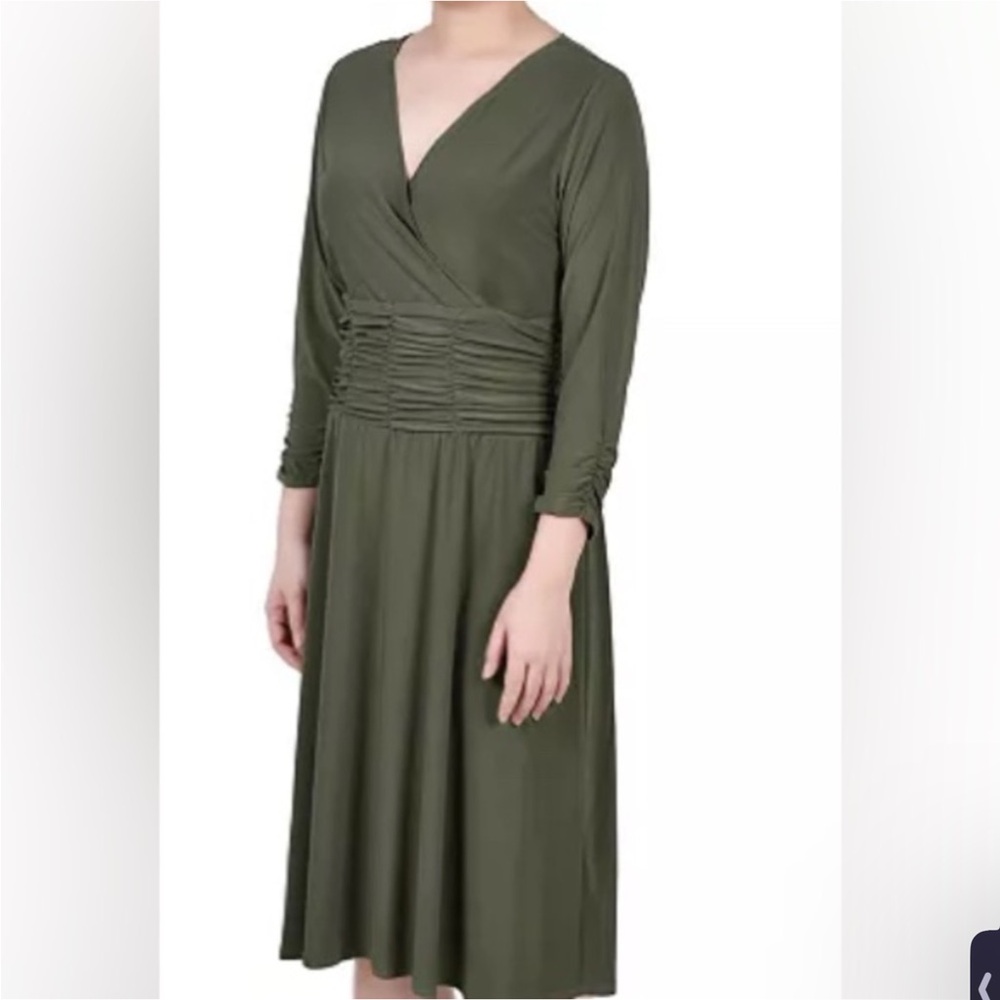 NY Collection Forest Green Blouse